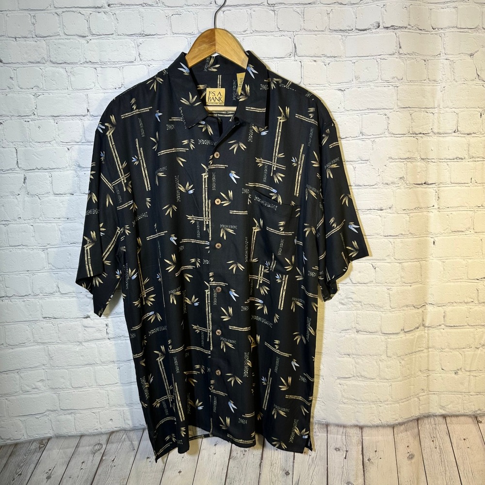 Jos A Bank Silk Shirt Large Black Bamboo Print Short Sleeve Button Down Shirt